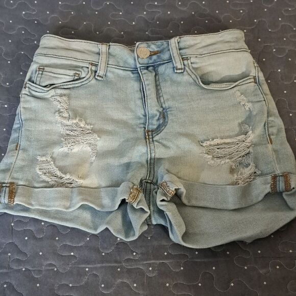 SO High rise shortie distressed jean shorts size 1 - Picture 1 of 4